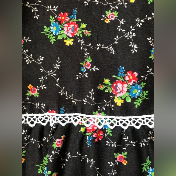 Handmade 1970’s Vintage Black Calico Maxi Dress - Picture 13 of 15